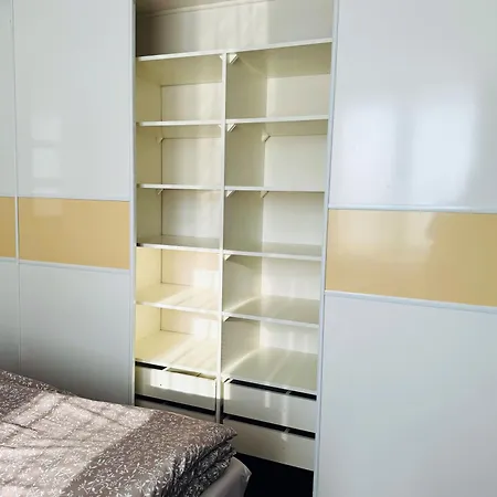 Apartment Moderny 2-spalnovy Twins White S Balkonom *