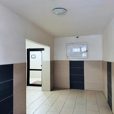 Moderny 2-spalnovy Twins White S Balkonom