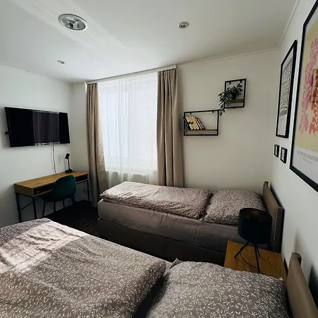 Moderny 2-spalnovy Twins White S Balkonom * Michalovce