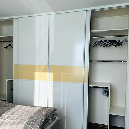 Moderny 2-spalnovy Twins White S Balkonom Apartmán Michalovce