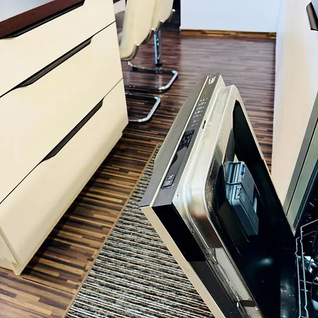Apartment Moderny 2-spalnovy Twins White S Balkonom *
