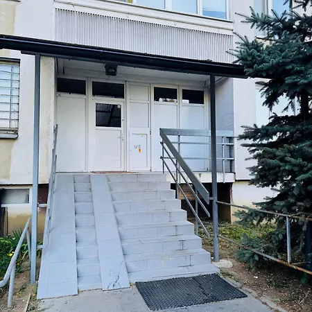 Apartment Moderny 2-spalnovy Twins White S Balkonom *