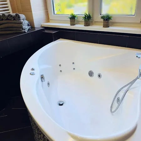 Moderny 2-spalnovy Twins White S Balkonom *