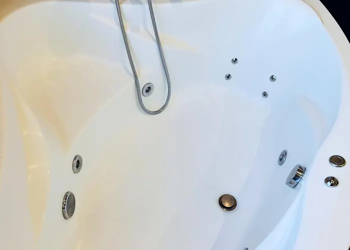 Moderny 2-spalnovy Twins White S Balkonom * Michalovce