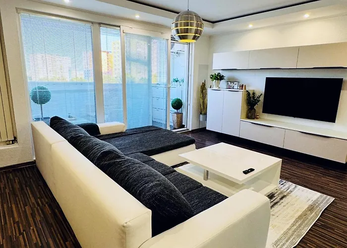 Lejlighed Moderny 2-spalnovy Twins White S Balkonom Michalovce