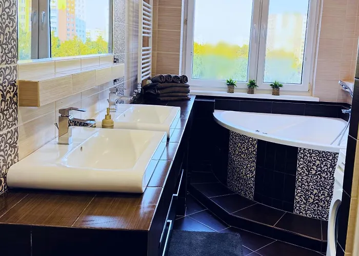 Moderny 2-spalnovy Twins White S Balkonom Michalovce