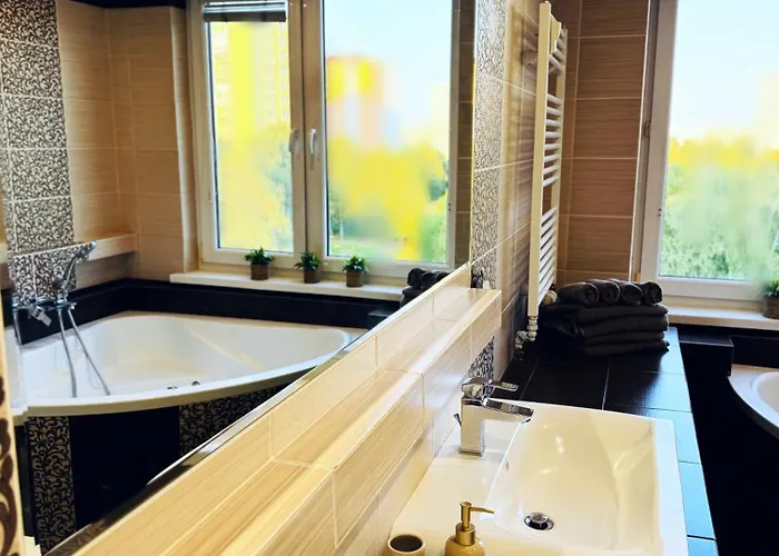 Moderny 2-spalnovy Twins White S Balkonom Lejlighed *