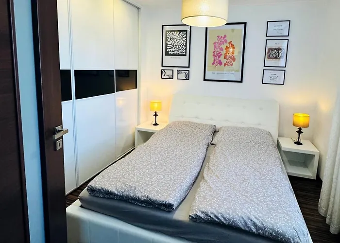 Moderny 2-spalnovy Twins White S Balkonom Michalovce