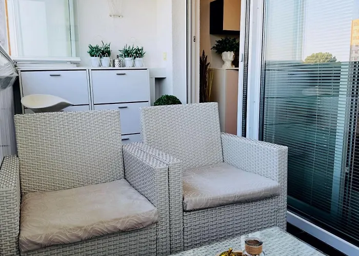 Moderny 2-spalnovy Twins White S Balkonom Lejlighed Michalovce